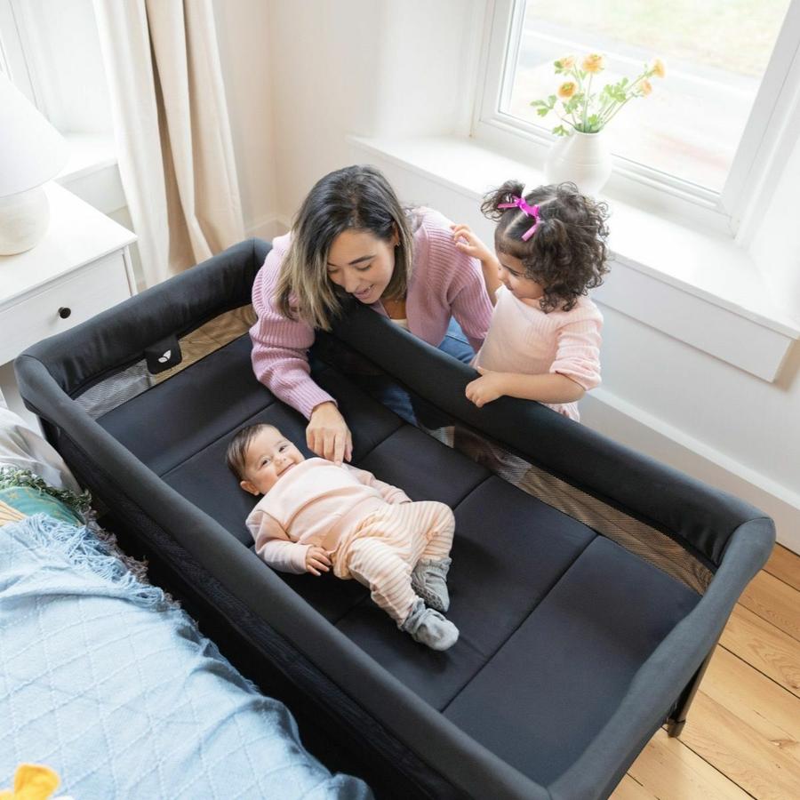 amigo™ 120 One-hand Fold Travel Cot Baby Bassinet - Shale