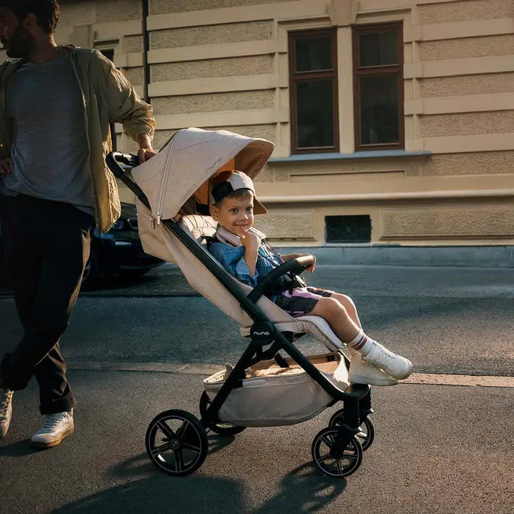 trvl™ lx BMW Baby Stroller with Rain Cover - Mica