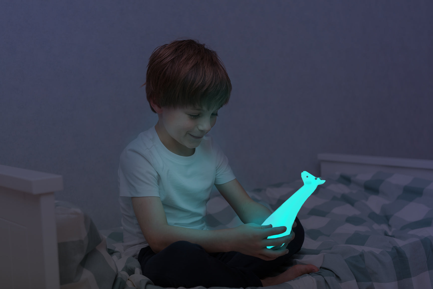 Nightlight with Auto Shut-Off - Gina the Giraffe
