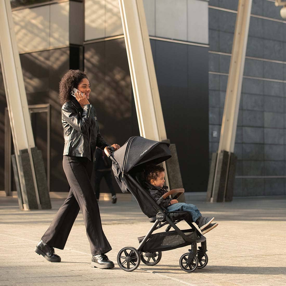trvl™ lx Ultra-lightweight Compact Stroller