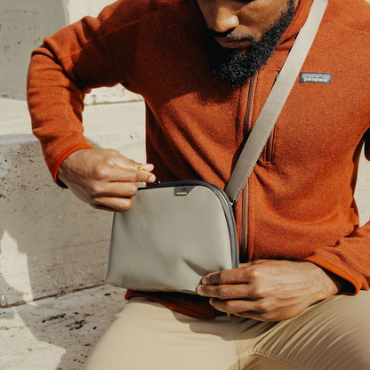 Travel Crossbody - 3L