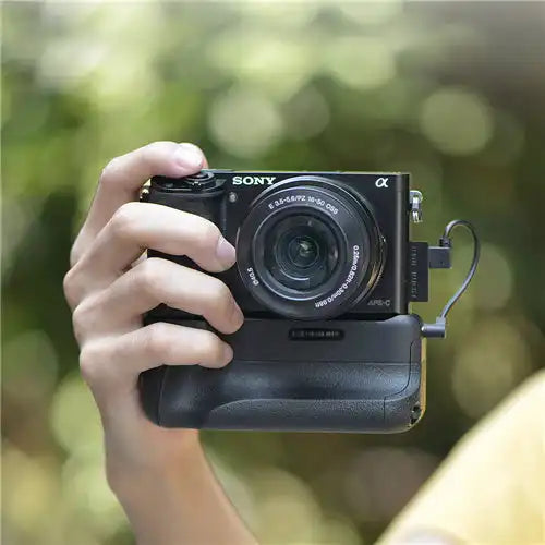 KingMa VG-6300 | Sony | A6400 A6300 & A6000 | Battery Grip | Dual Slots - 6
