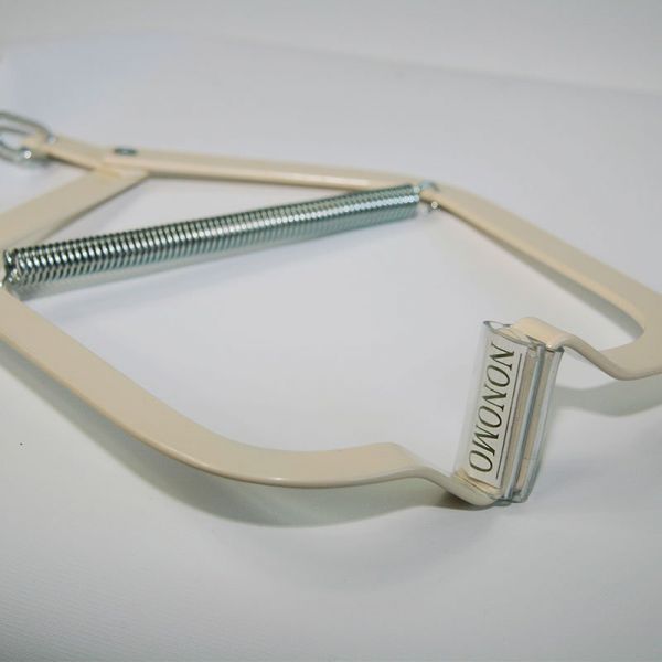 Door clamp